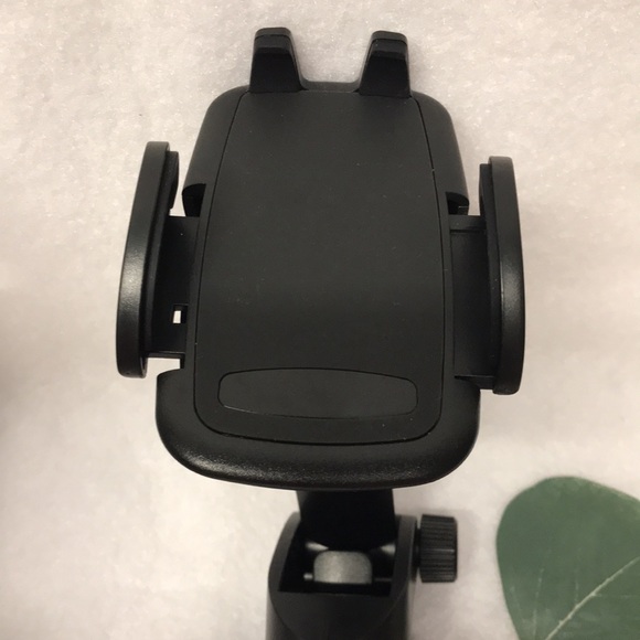 iPhone PHONE HOLDER MOUNT for CAR easy to use black hard plastic - Picture 8 of 15